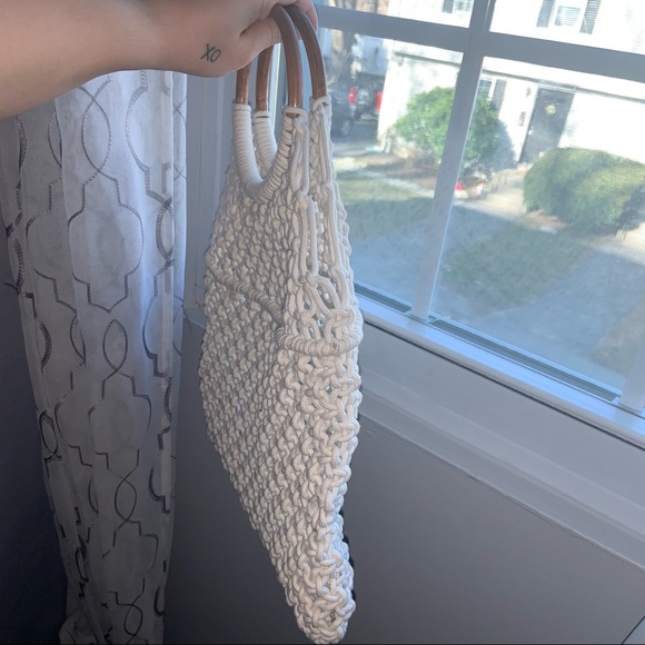 Wooden Handle Knit Bag - Picture 2 of 4